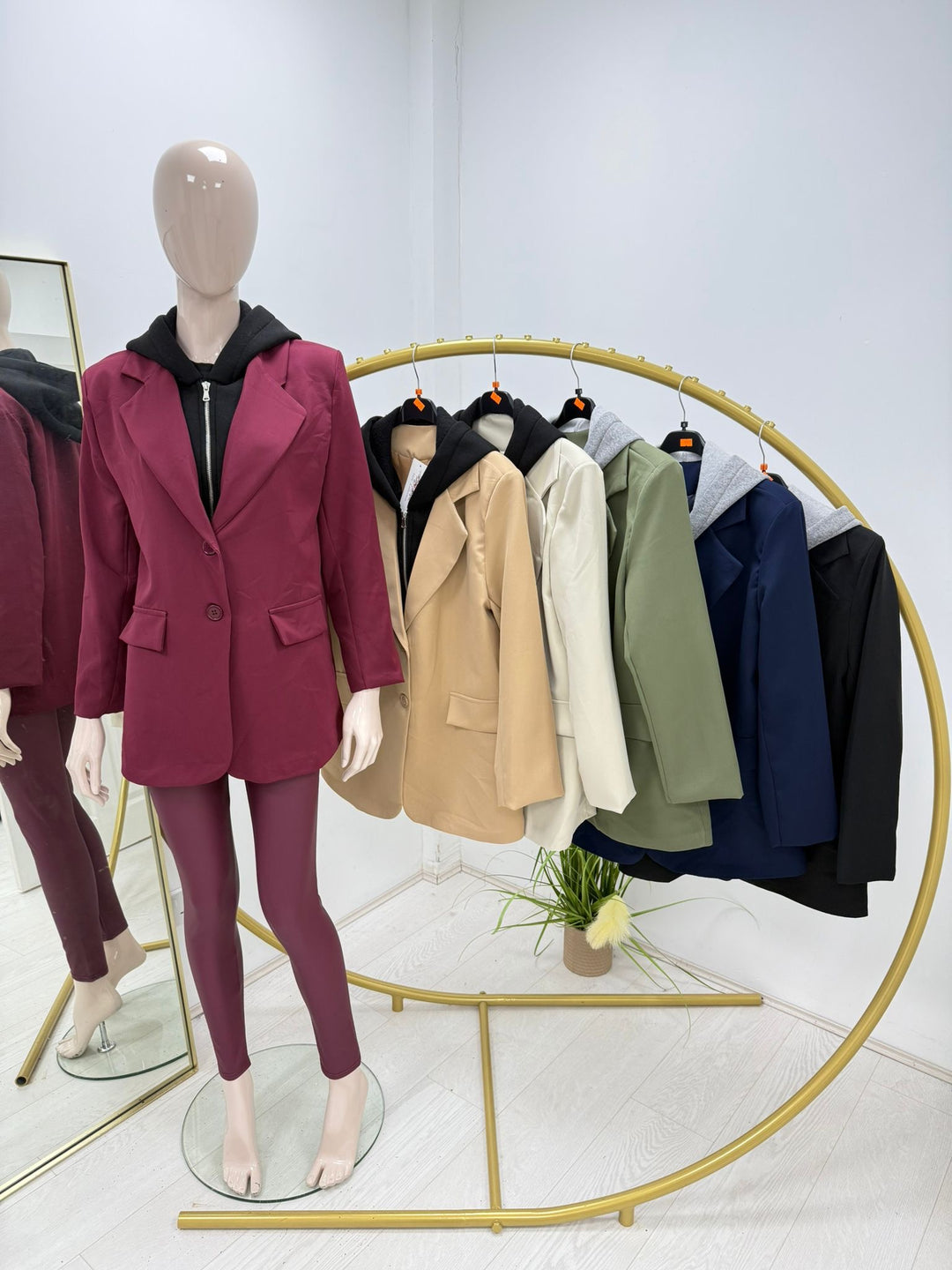 Detailed Hooded Blazer