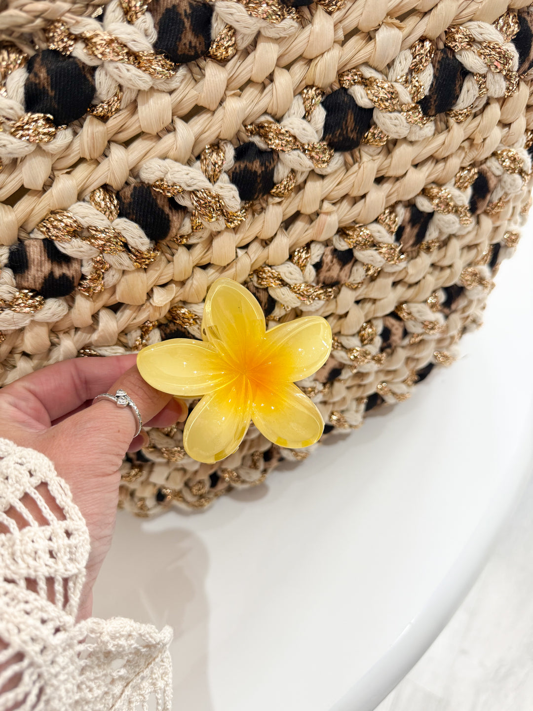 Single Flower Hair Clip - Yellow