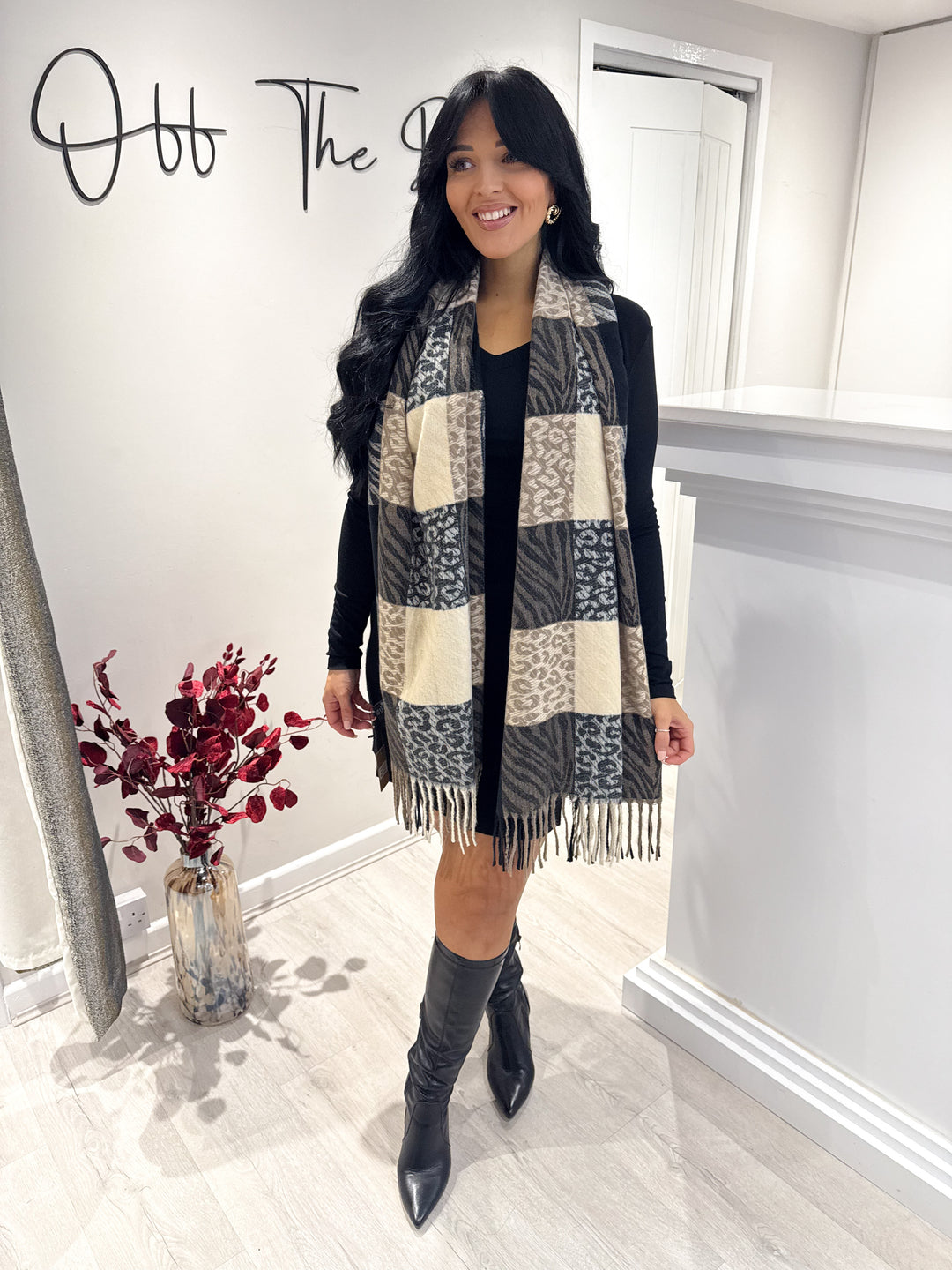 Leopard Scarf - Black