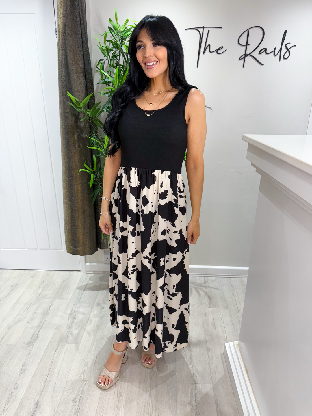 Jenna Giraffe Dress - Black