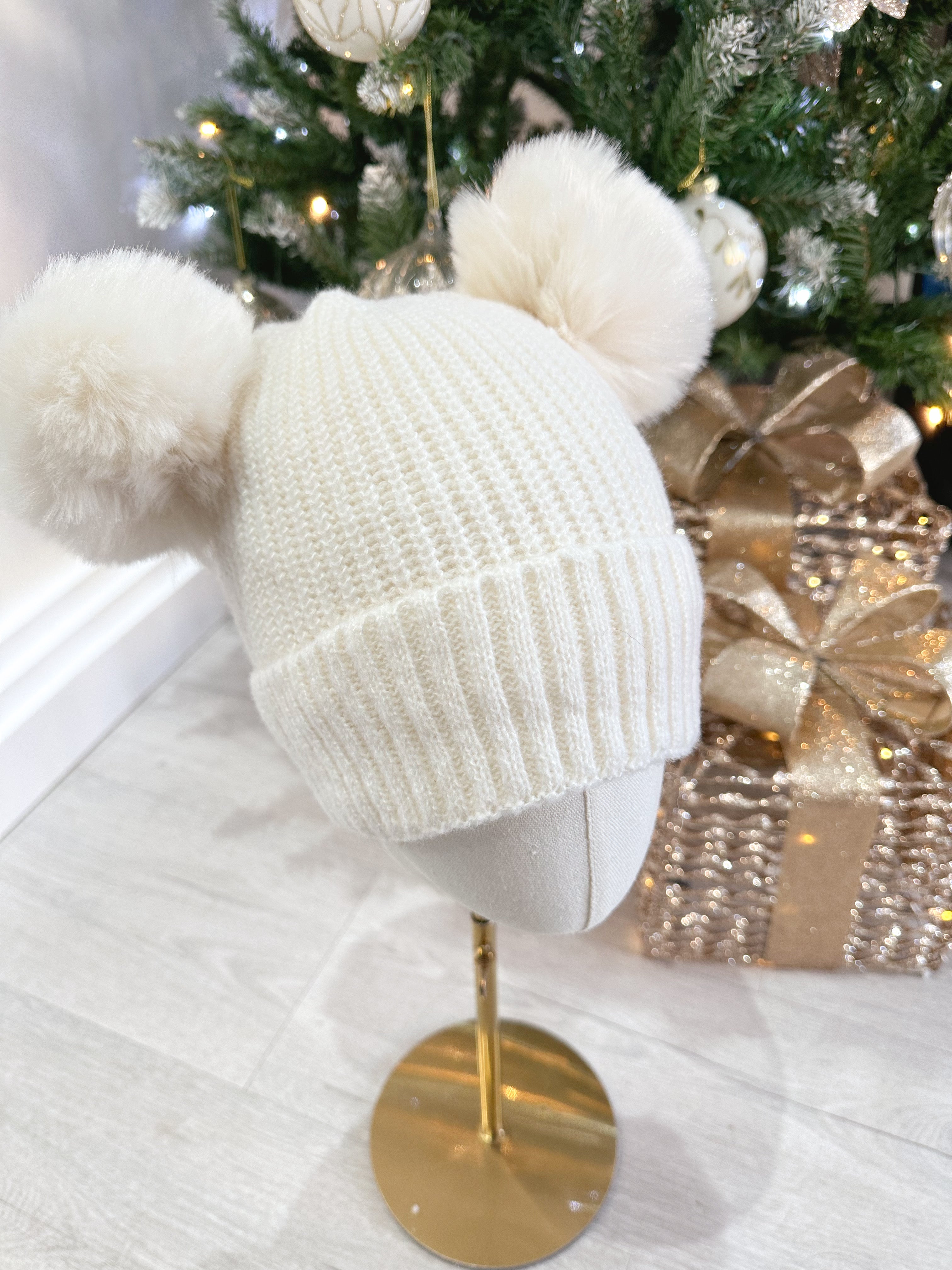 Cream pom pom hat online