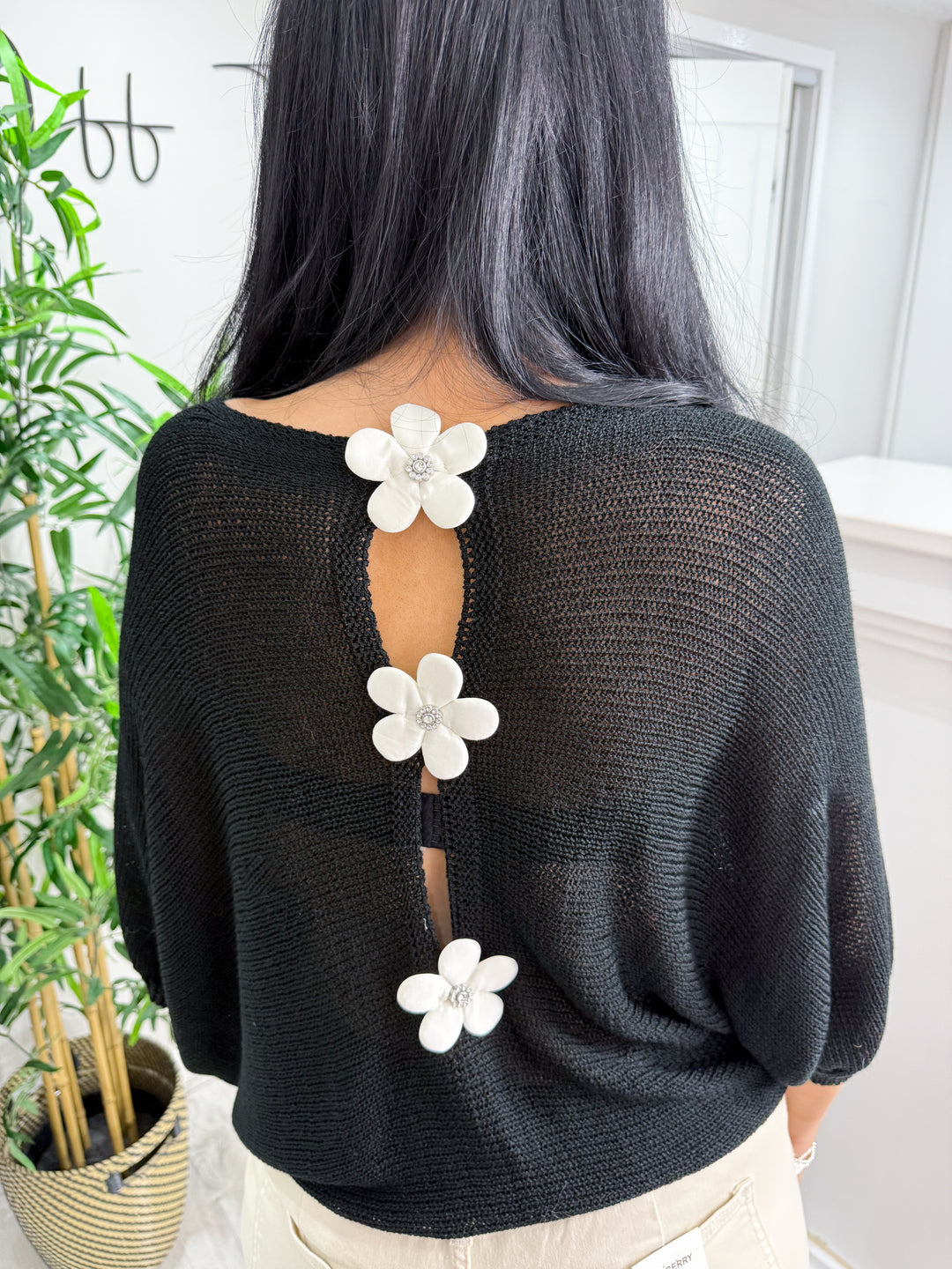 Daisy Back Top - Black