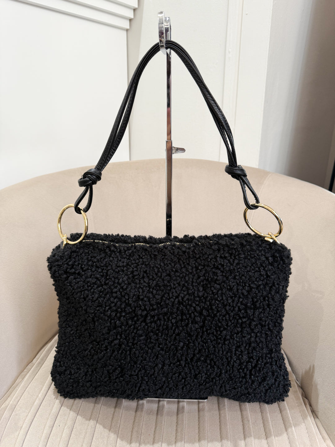 Borg Leather Ring Bag - Black