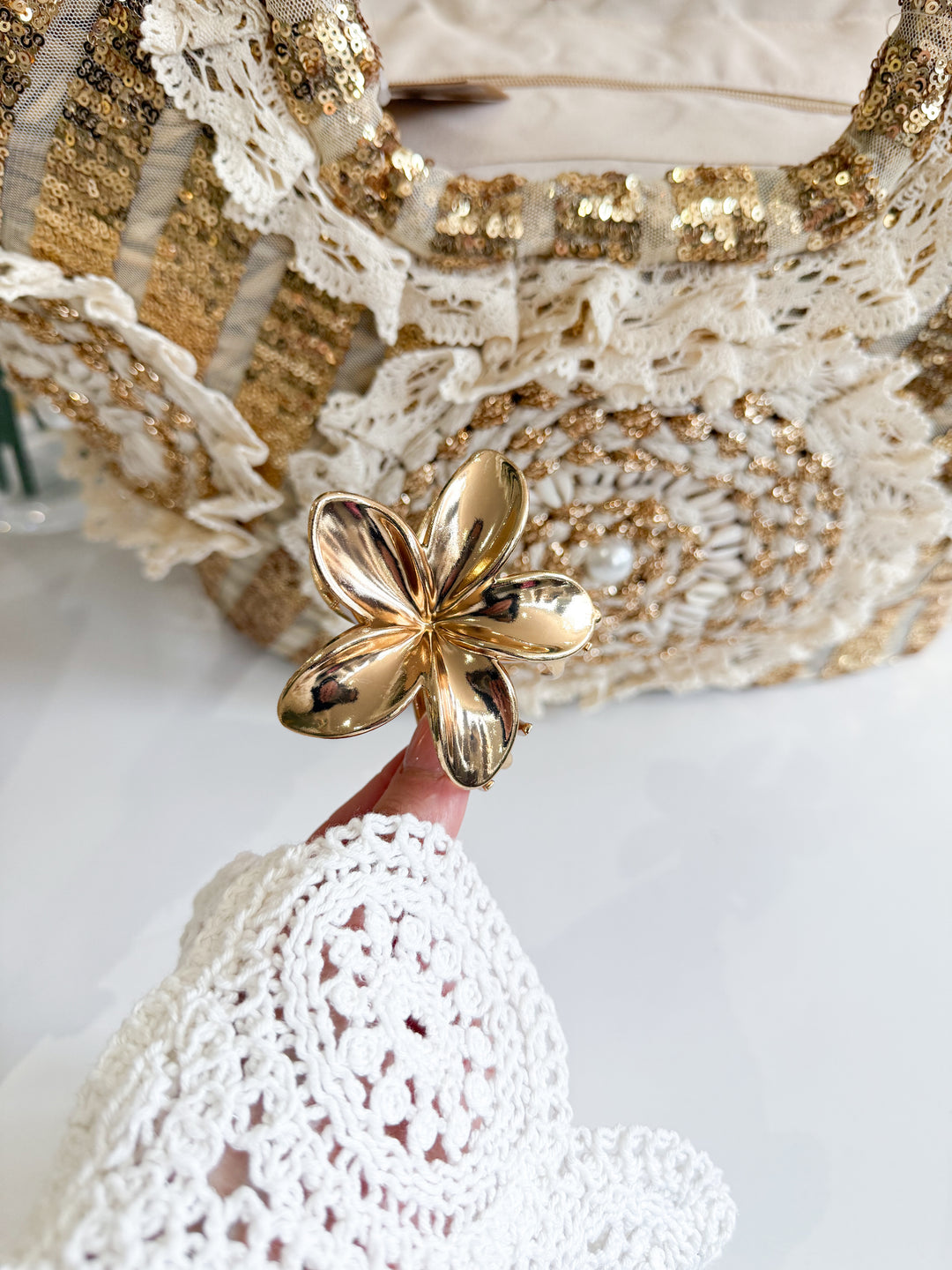 Closed Flower Hair Clip - Gold