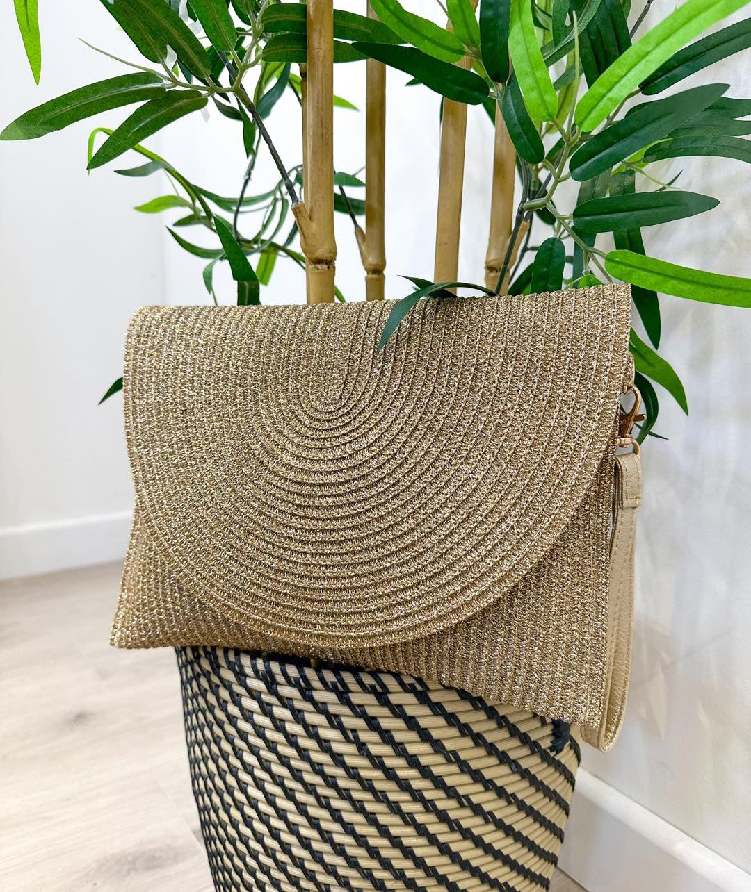 Becca Metallic Clutch Bag
