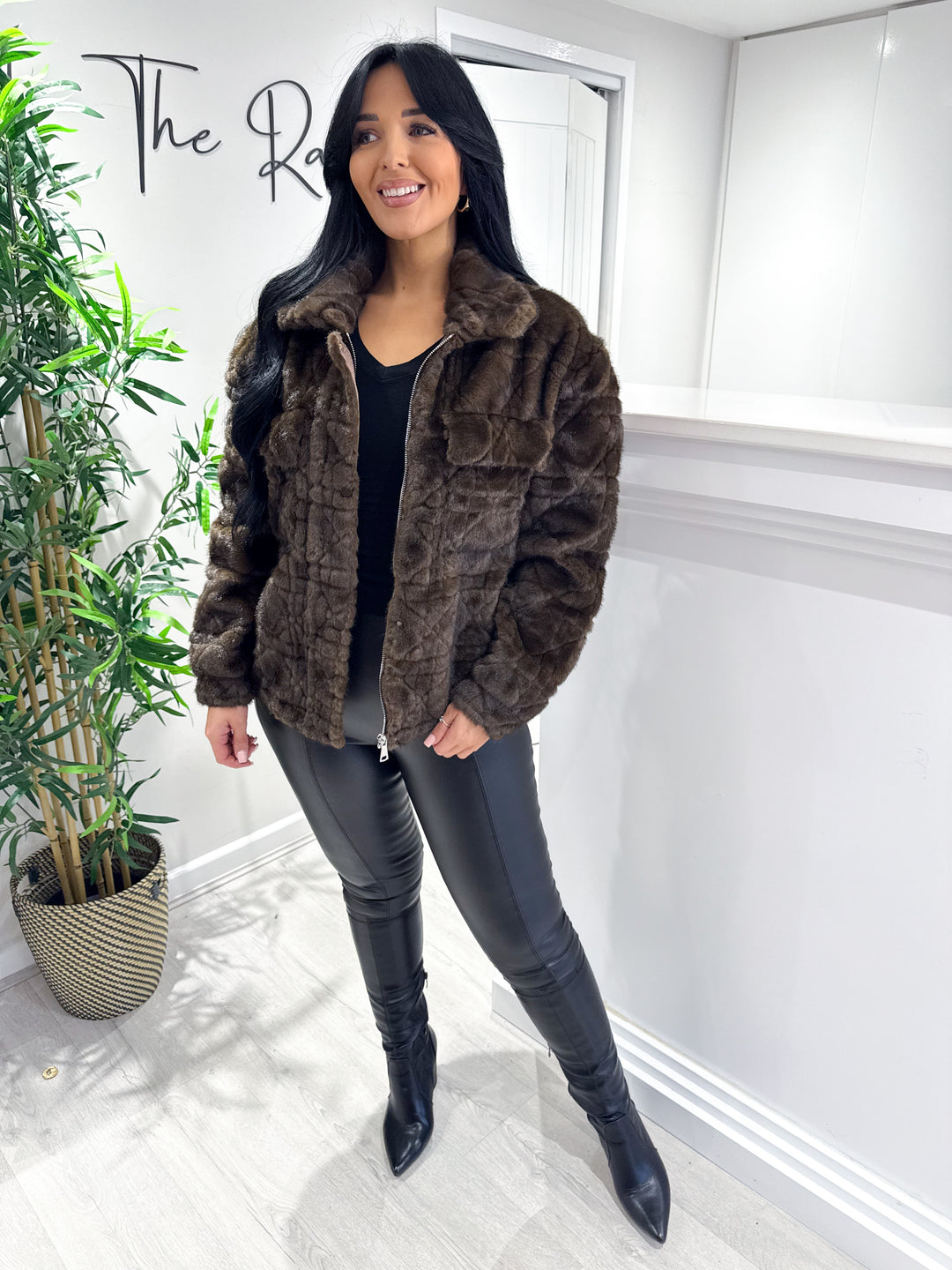 Ashton Faux Fur Jacket - Chocolate