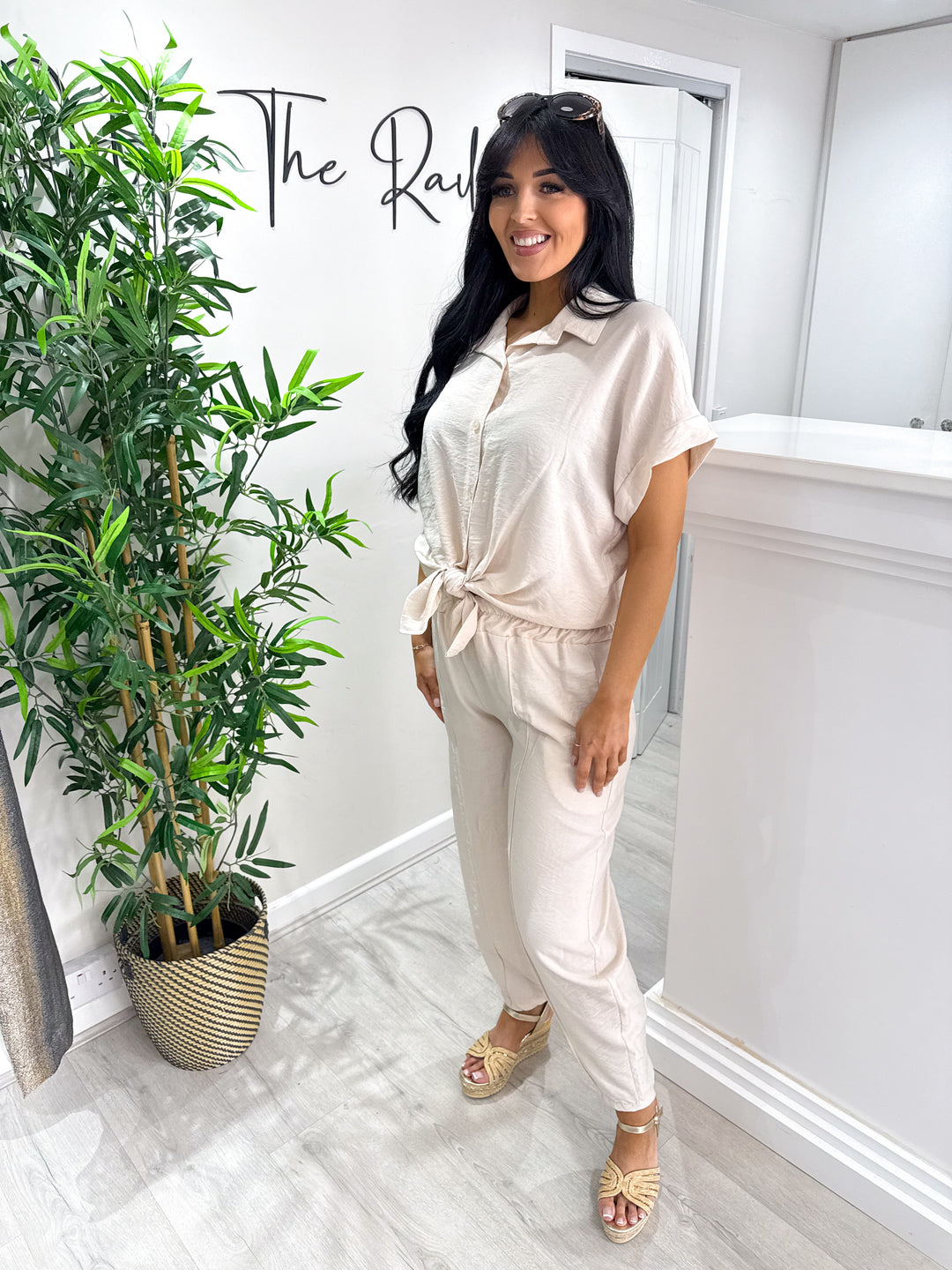 Bernie 2 Piece - Beige
