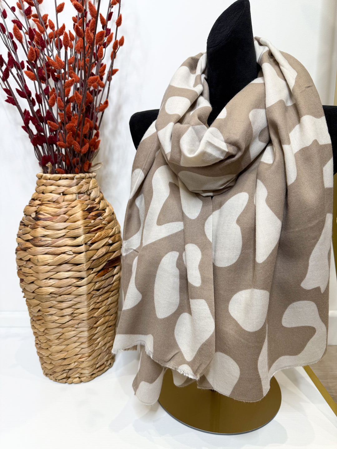 Large Leopard Print Scarf - Beige