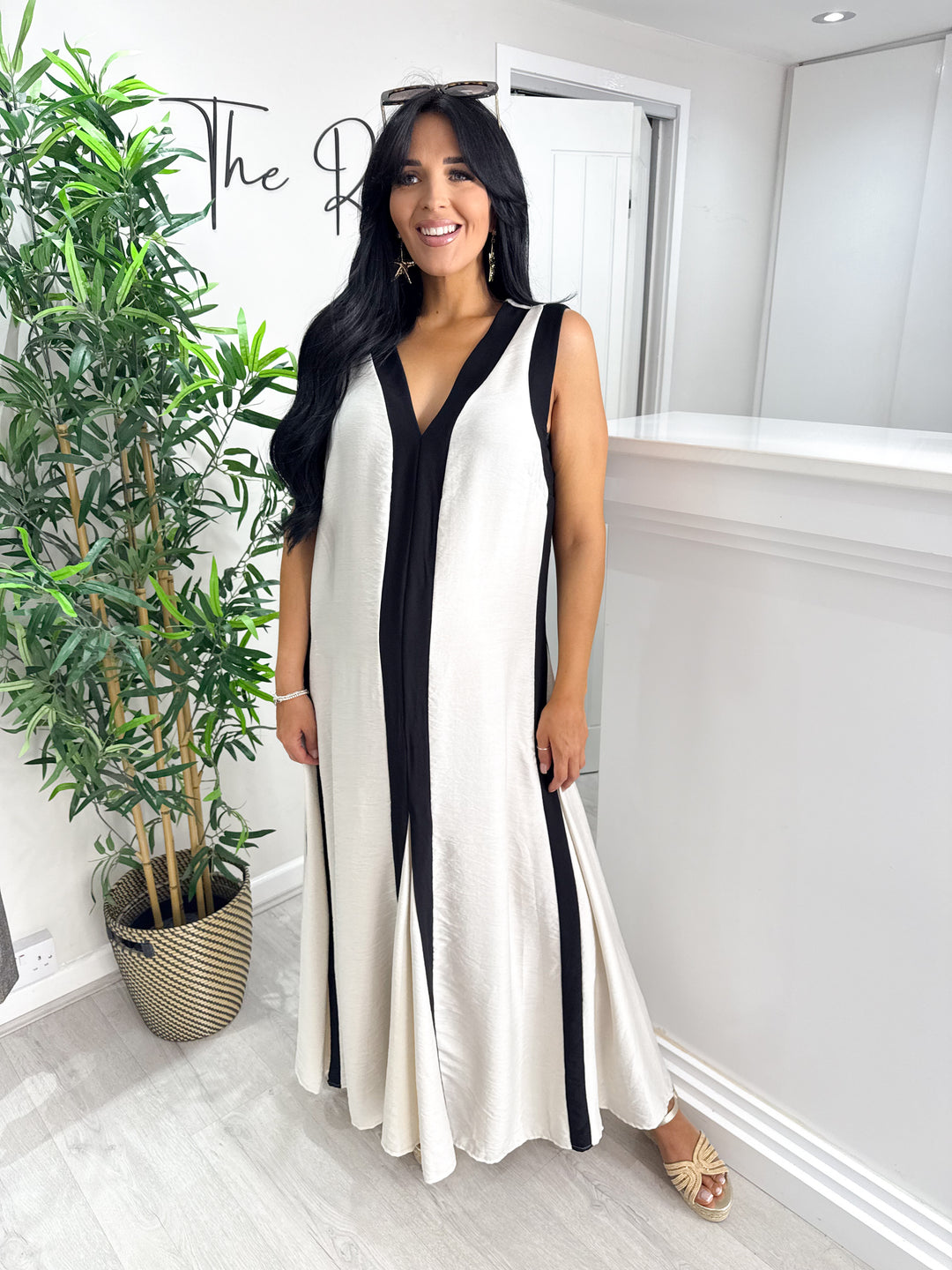 Tammy Dress - Black/Beige