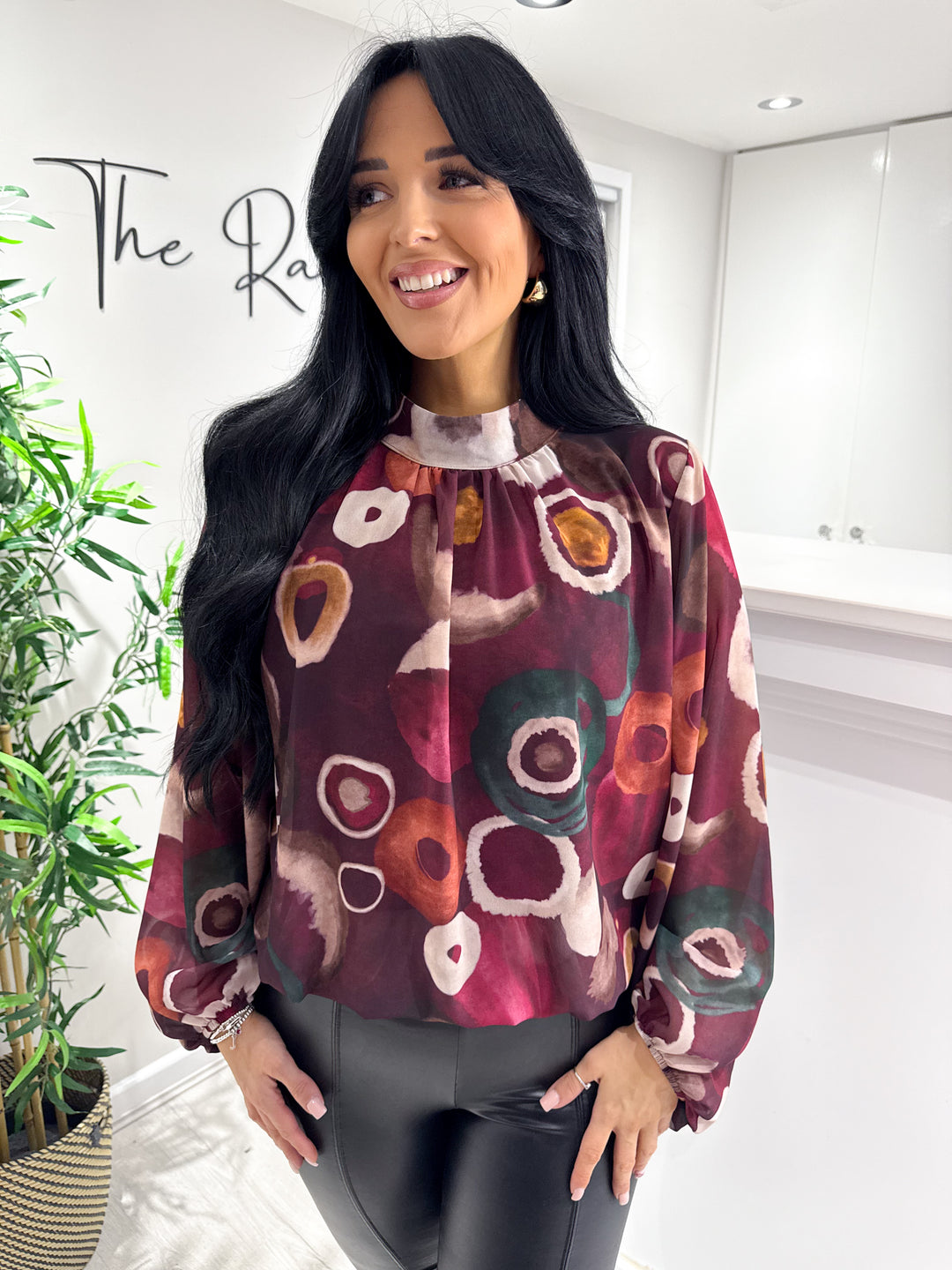 Circle Bubble Hem Top