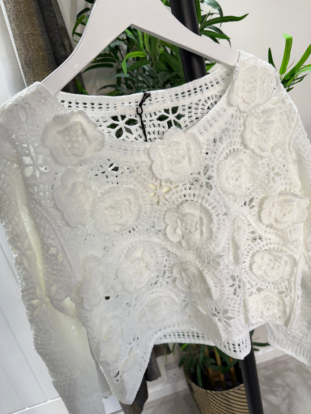 Crochet Flower Top - White