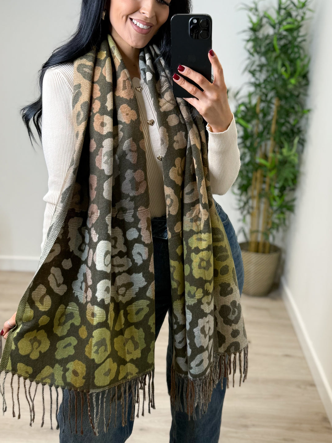 Aspen Leopard Scarf - Khaki Green