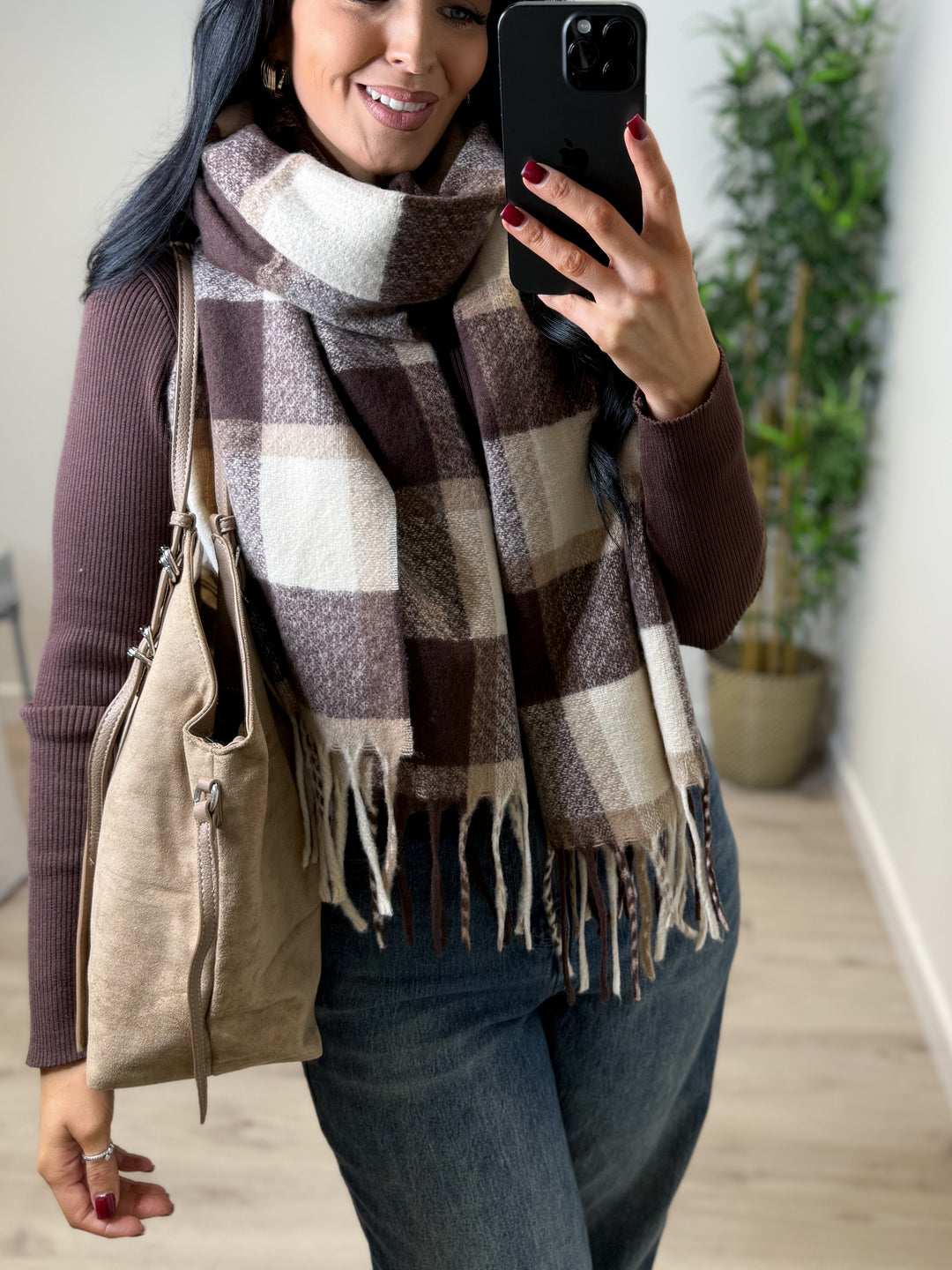 Una Checked Scarf - Chocolate