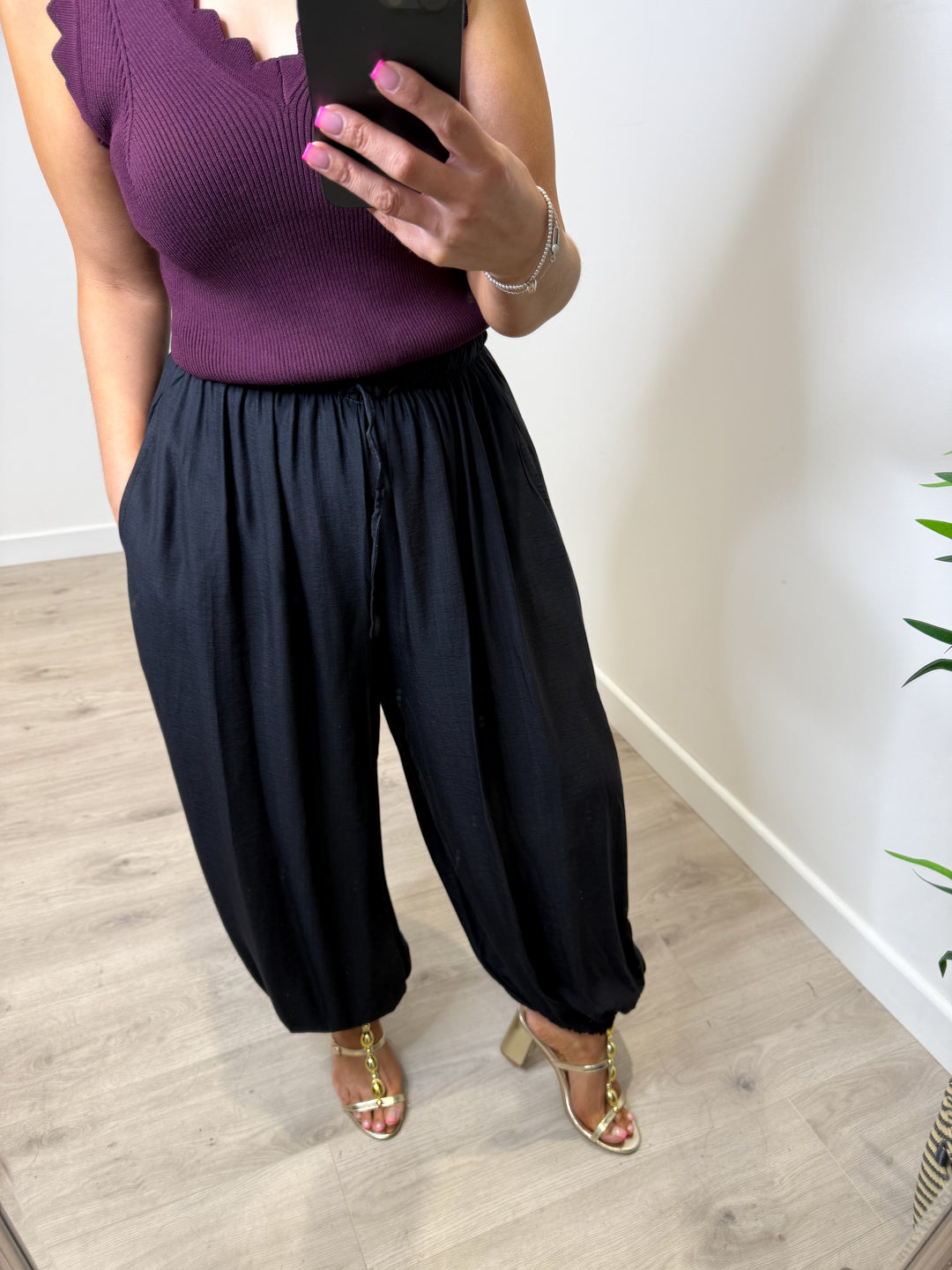 Nancy Balloon Trousers - Black