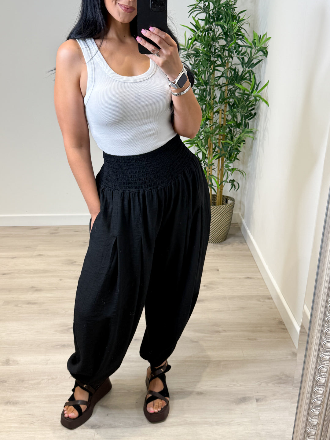 Estelle Balloon Trousers - Black