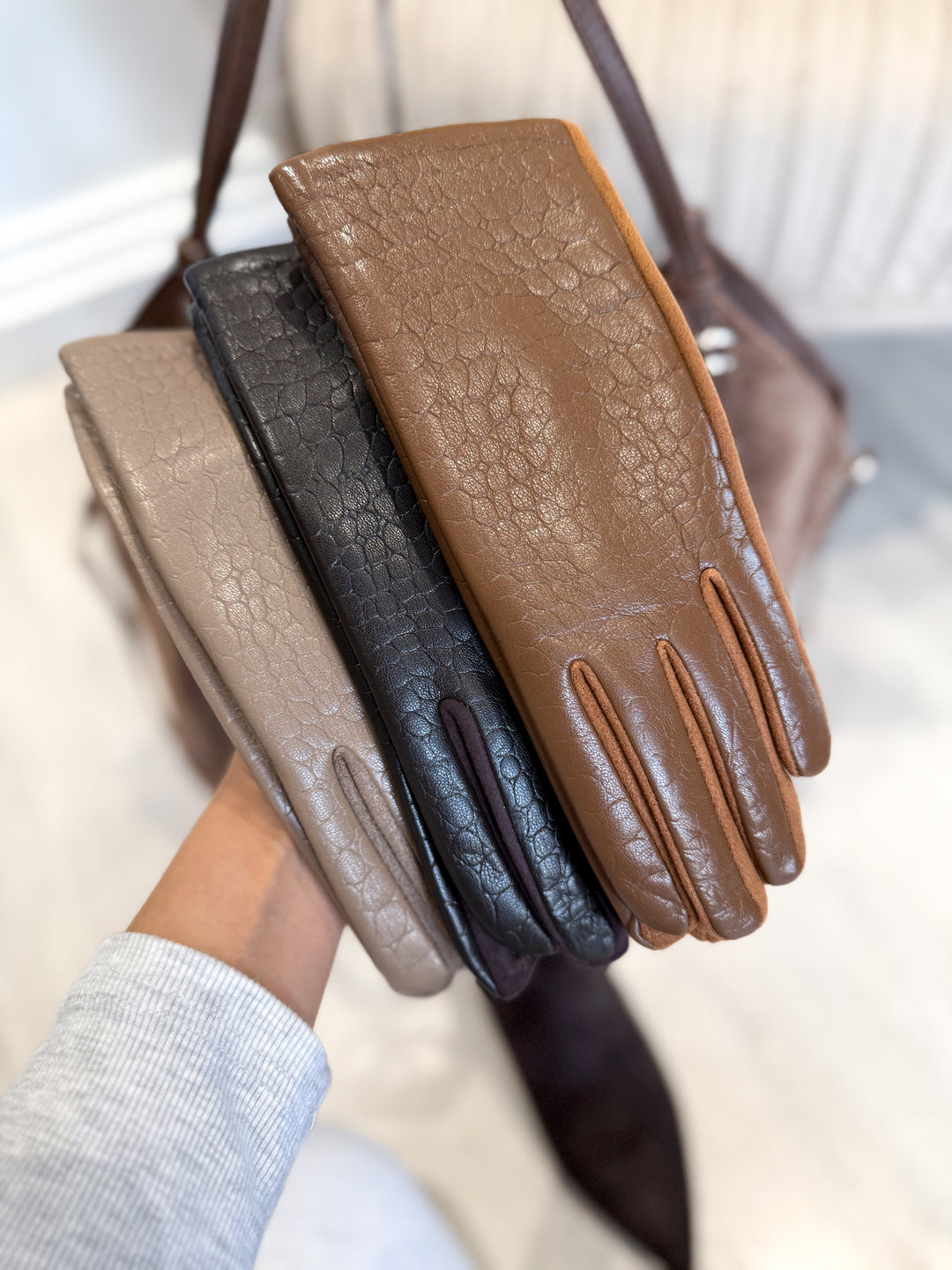 Croc Gloves