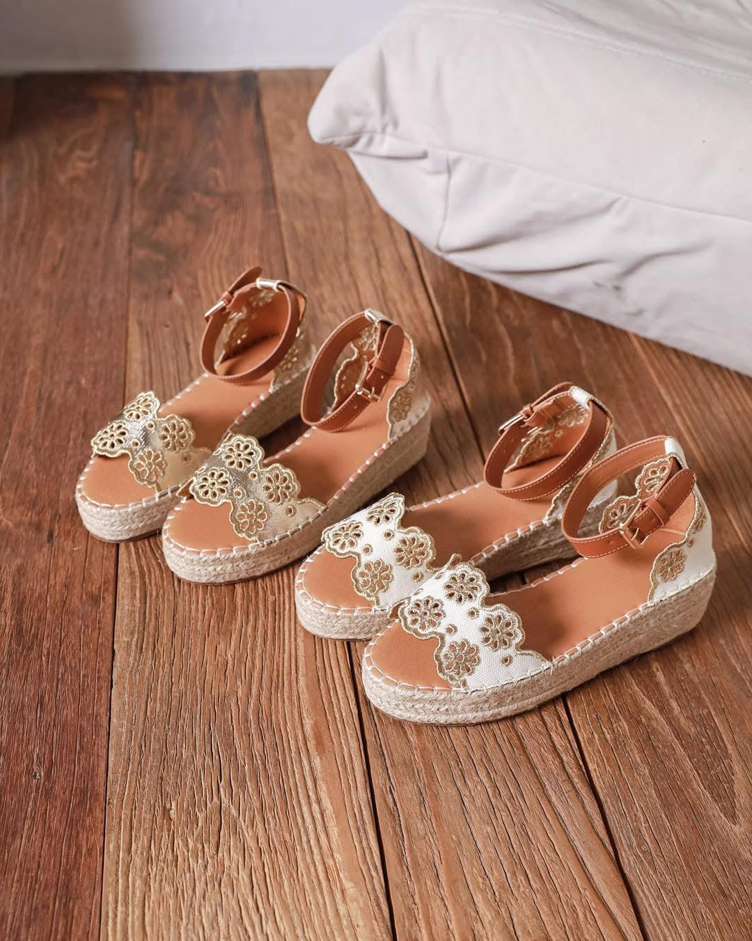 Thea Sandals - White