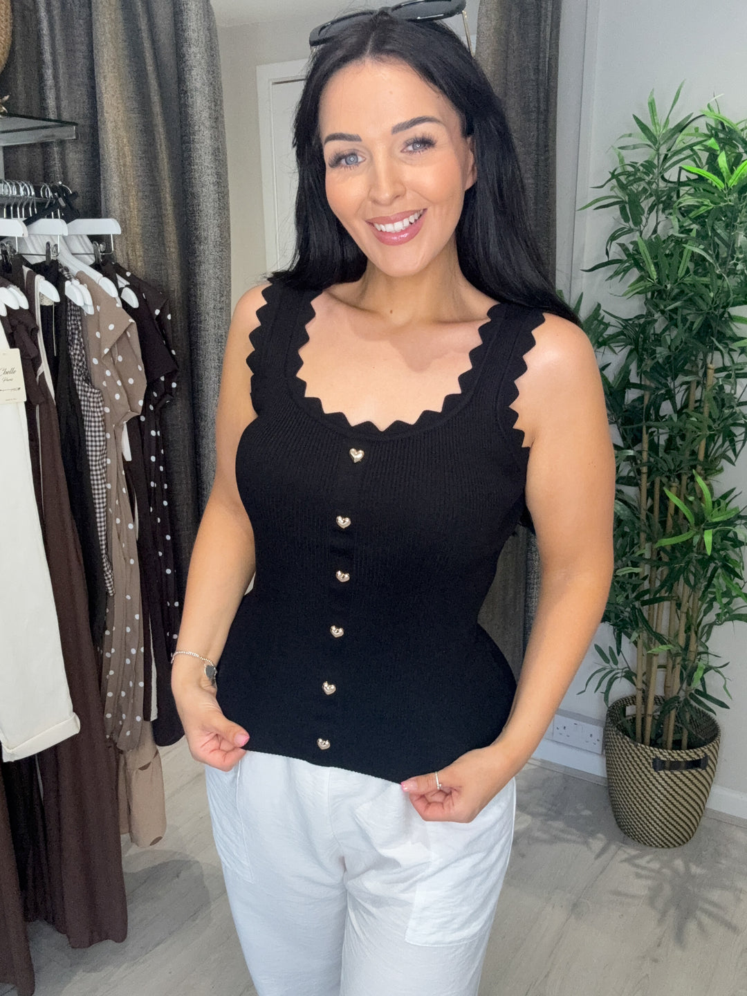 Zig Zag Heart Top - Black