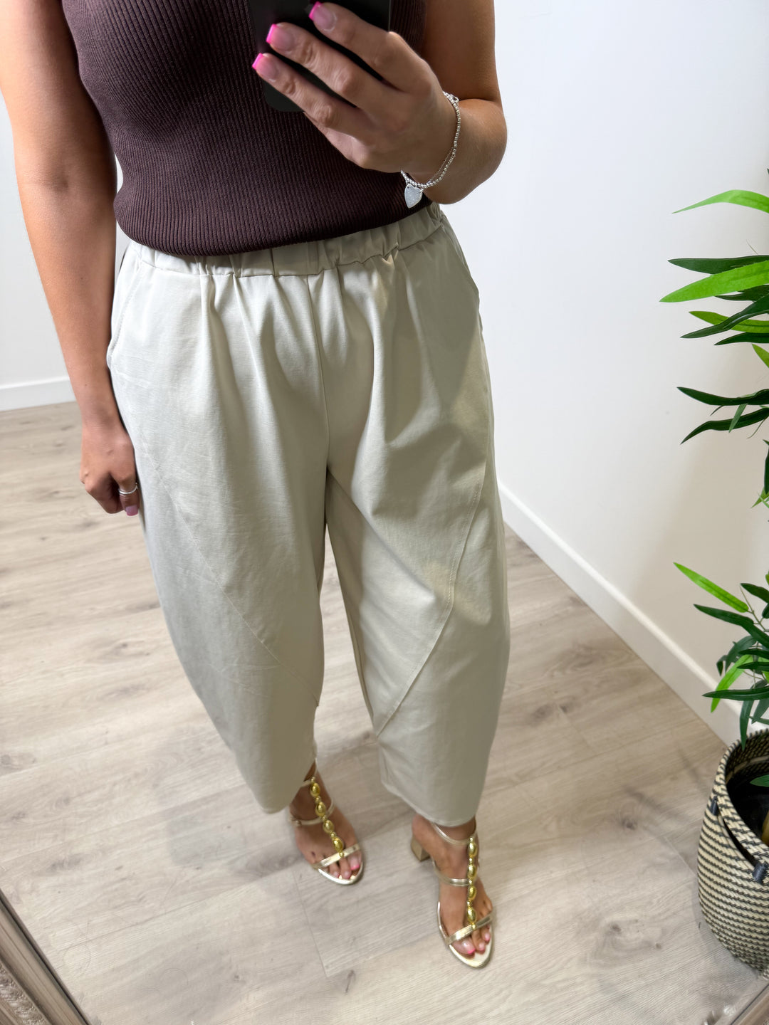 Francis Barrel Trousers - Beige