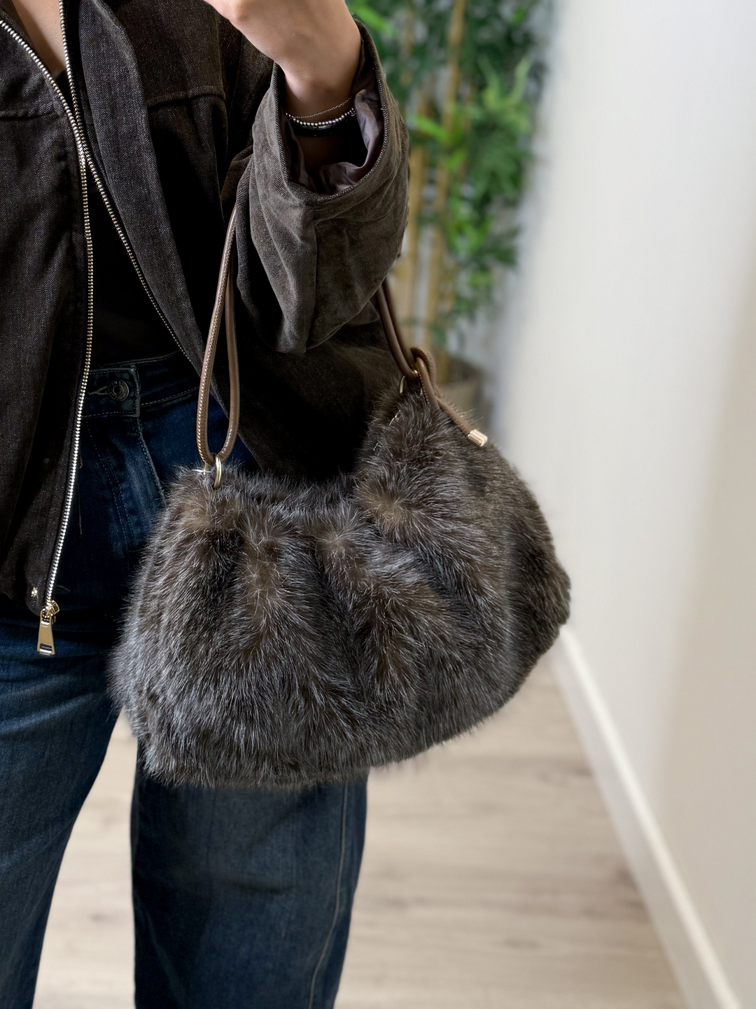 Hayley Faux Fur Bag - Chocolate