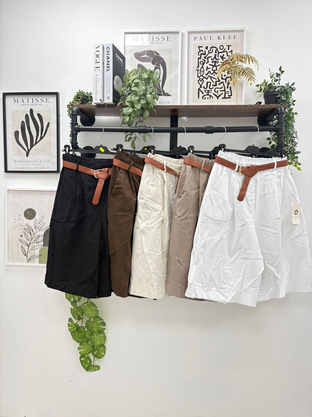 Bermuda Shorts - White