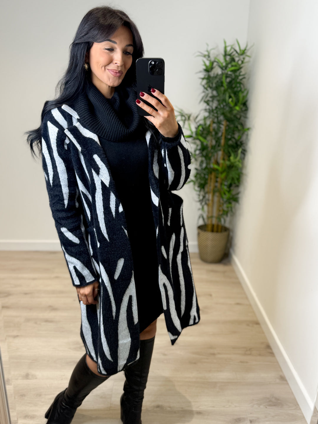 Eden Jacket - Black