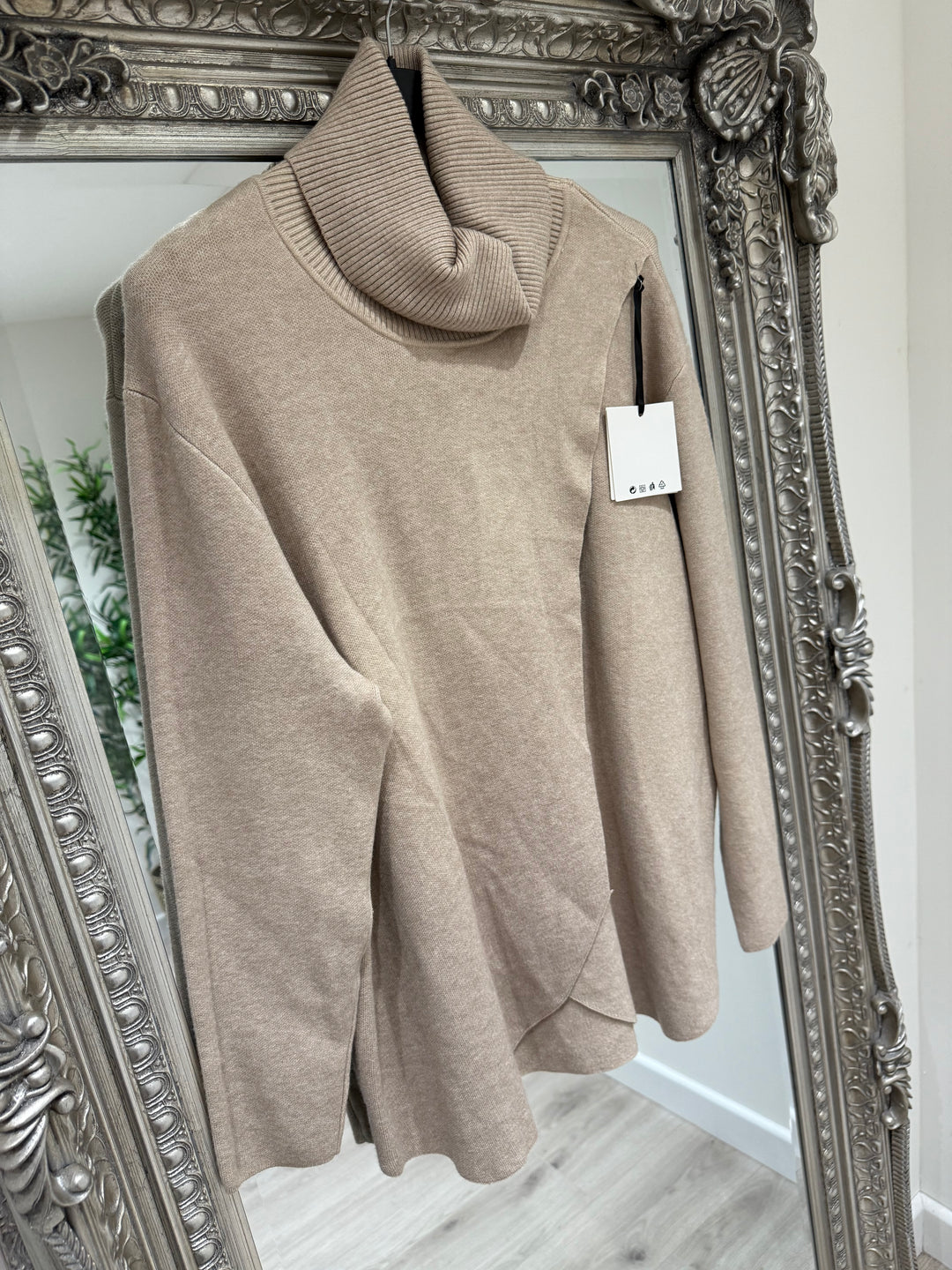 Crossover Jumper - Mocha
