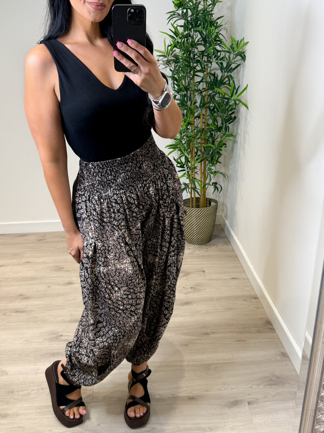 Estelle Leopard Balloon Trousers - Black