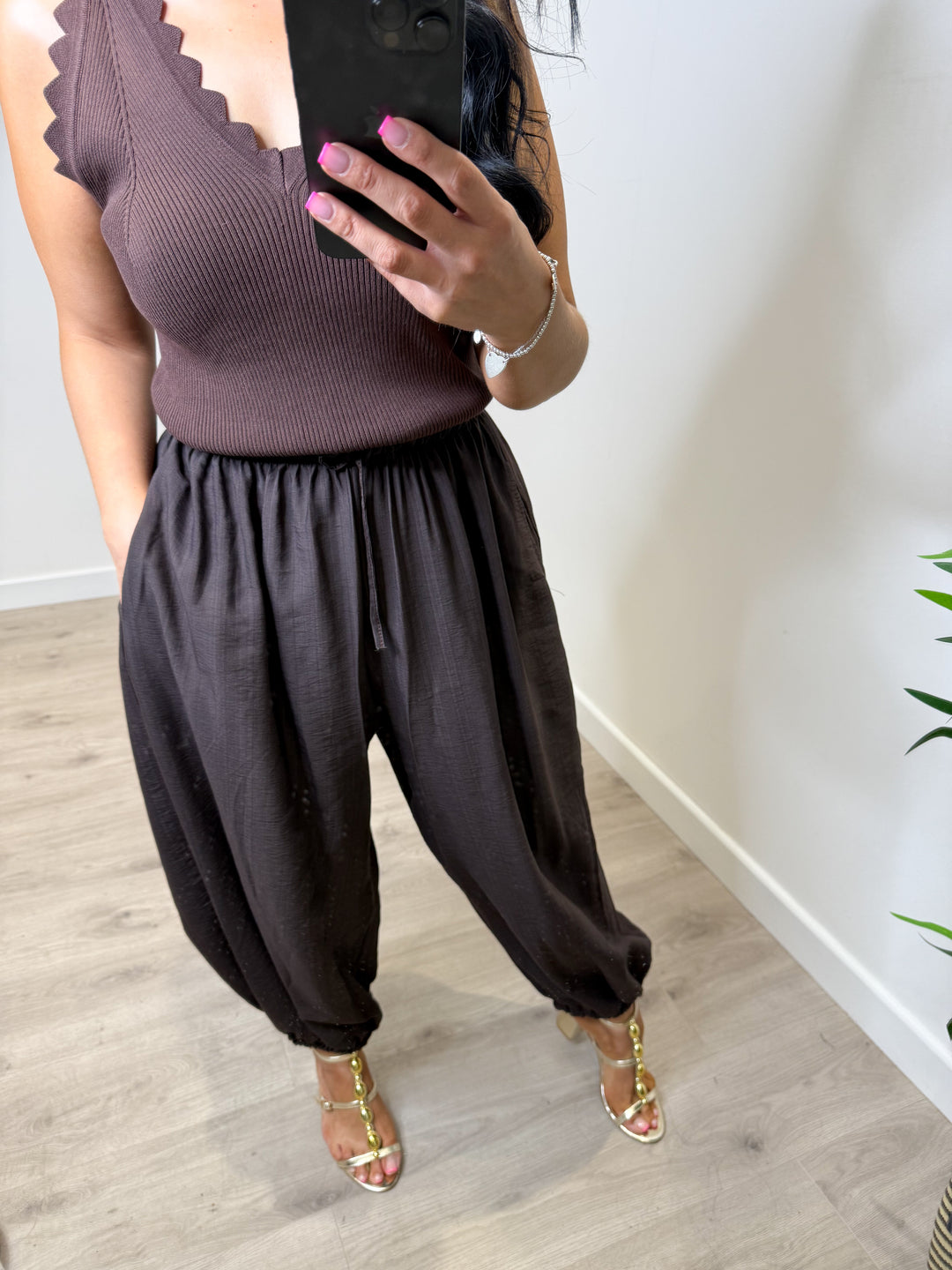 Nancy Balloon Trousers - Chocolate