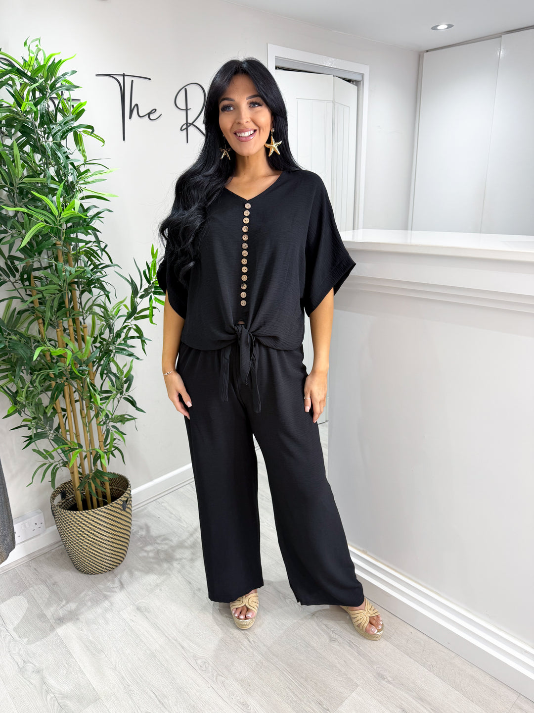 Button 2 Piece - Black