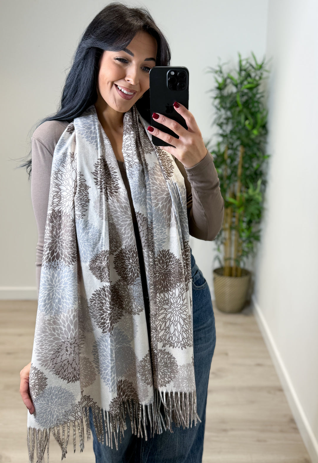 Flower Burst Scarf - Beige