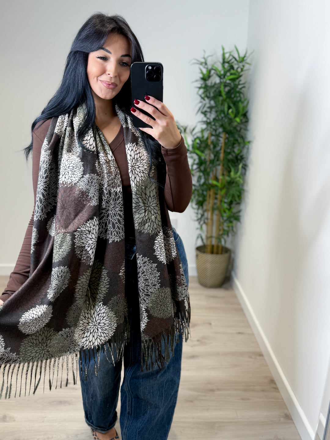 Flower Burst Scarf - Chocolate