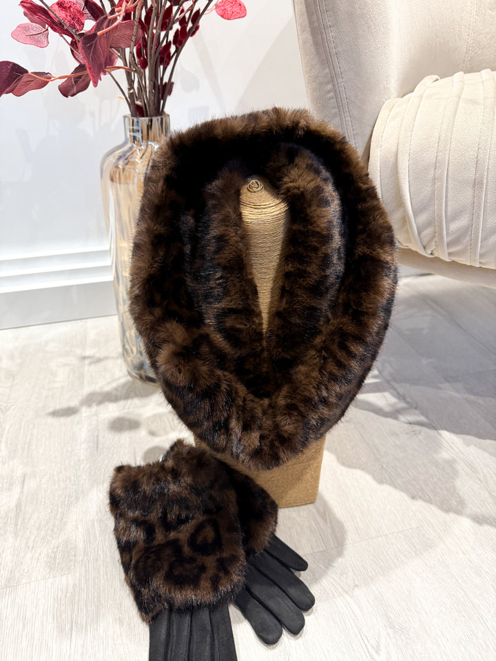Leopard Snood/Glove Set - Chocolate